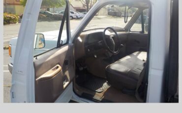 Ford-f-250-stake-bed-5sp-7.3l-diesel-1988-white-14