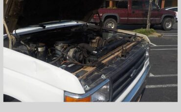 Ford-f-250-stake-bed-5sp-7.3l-diesel-1988-white-17