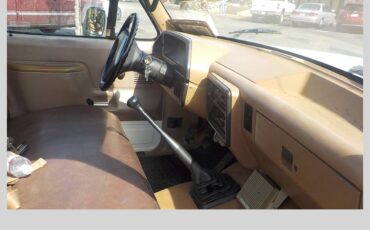Ford-f-250-stake-bed-5sp-7.3l-diesel-1988-white-7
