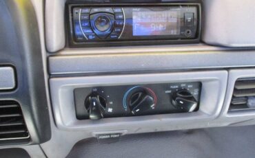 Ford-f-250-xl-long-bed-1995-white-12