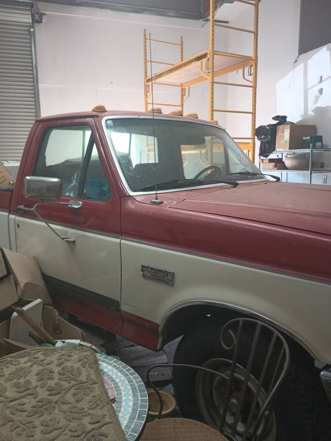 Ford-f-250-xlt-lariat-1990-red-2
