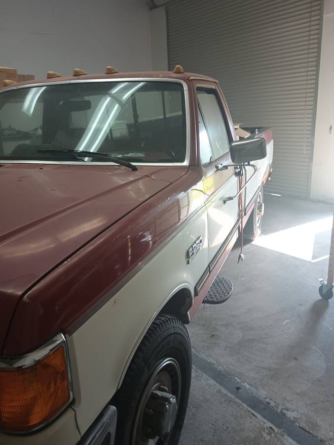 Ford-f-250-xlt-lariat-1990-red