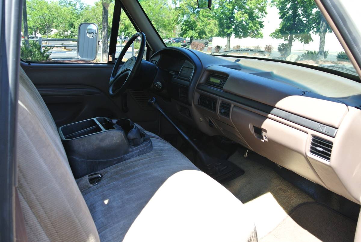 Ford-f-250xl-1994-white-14