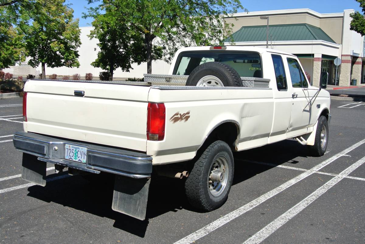 Ford-f-250xl-1994-white-8