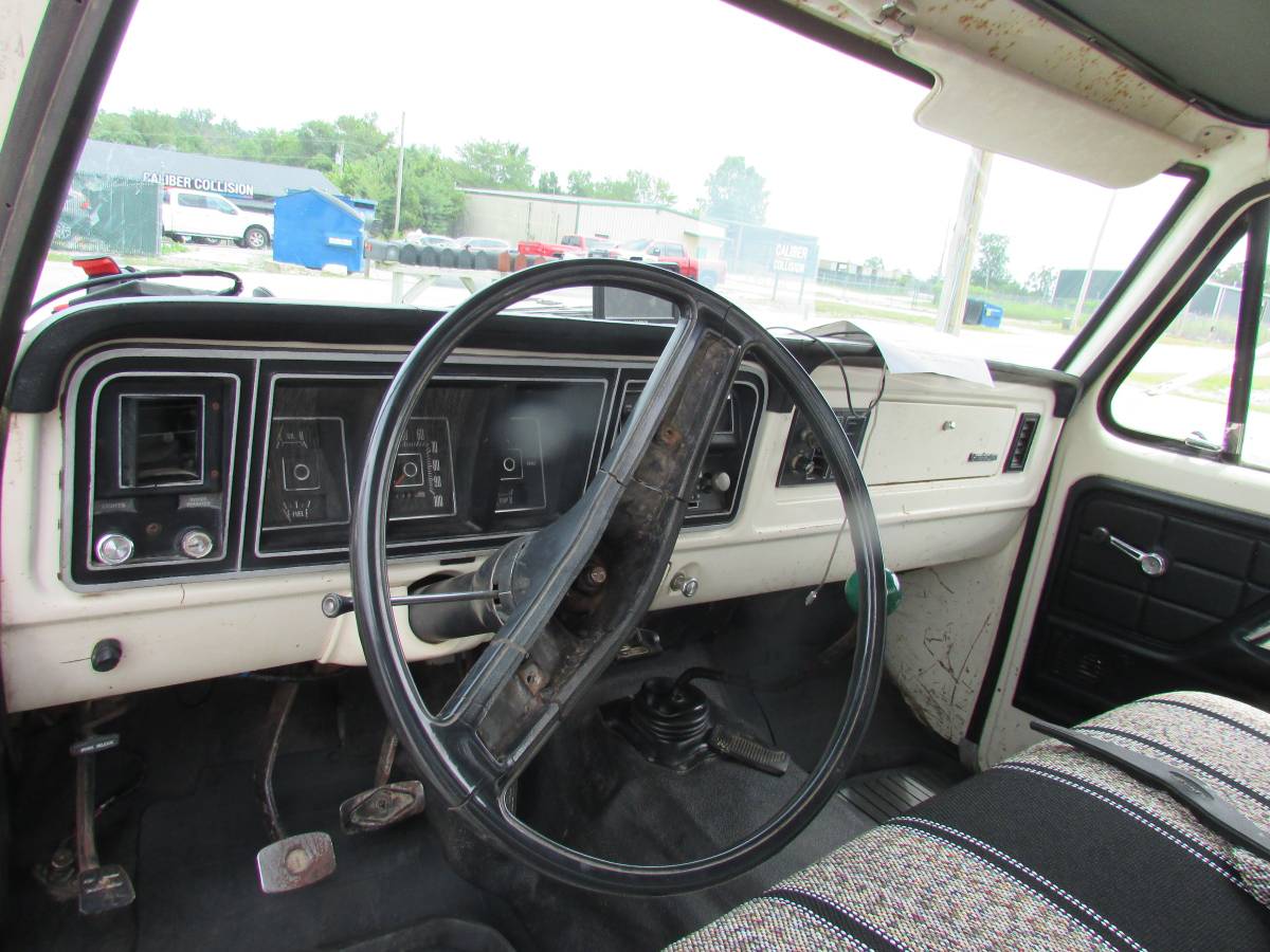 Ford-f-350-1976-21