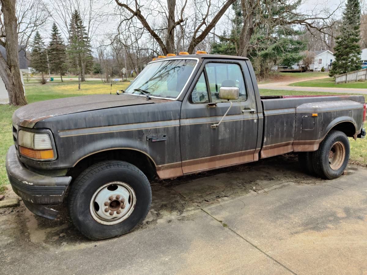 Ford-f-350-1992-brown-1