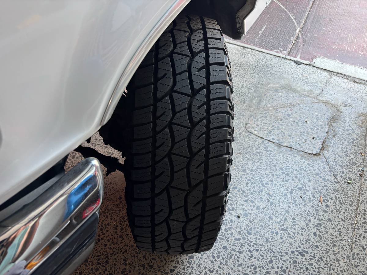 Ford-f-350-1992-white-17