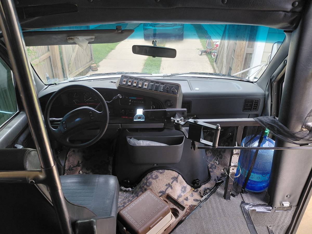 Ford-f-350-1993-white-9