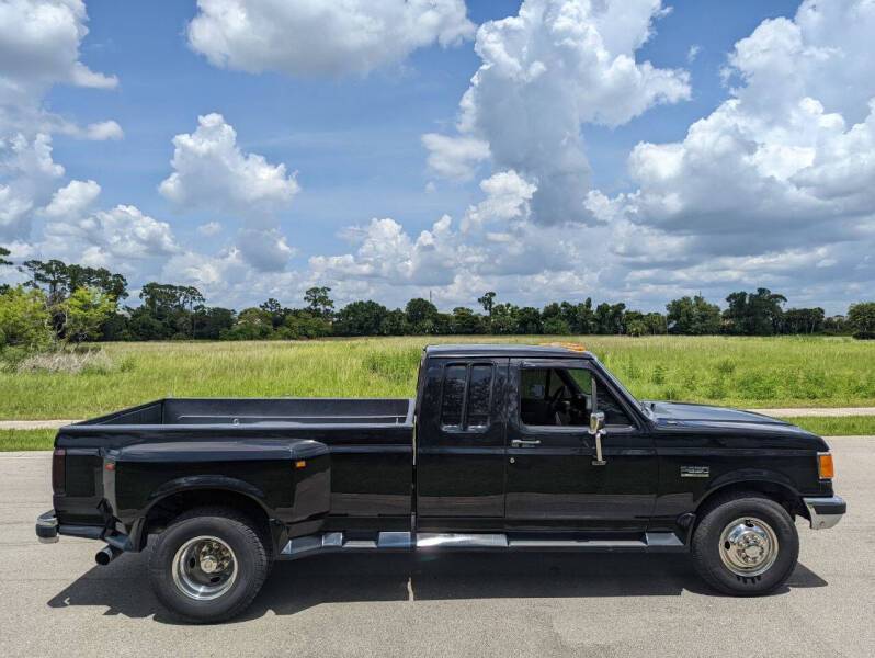 Ford-f-350-diesel-1990-black-1