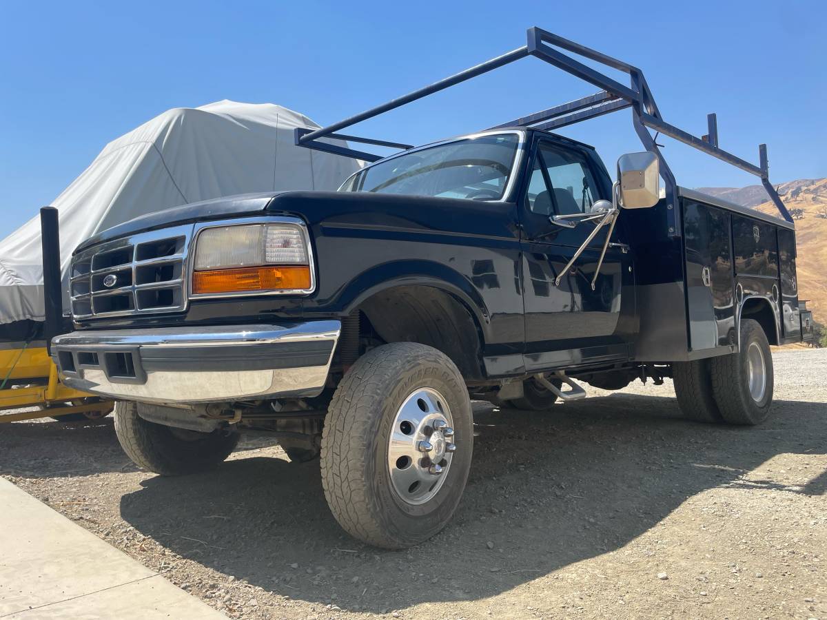 Ford-f-350-diesel-1995-black-1