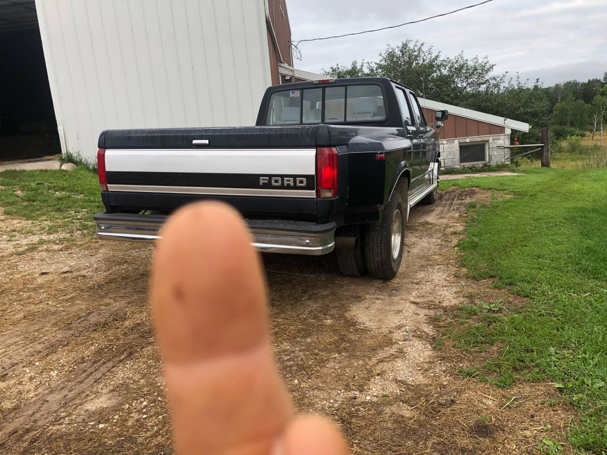 Ford-f-350-diesel-1995-black-1