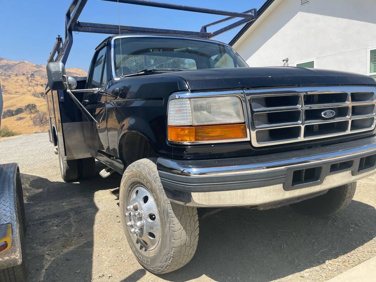Ford-f-350-diesel-1995-black-2