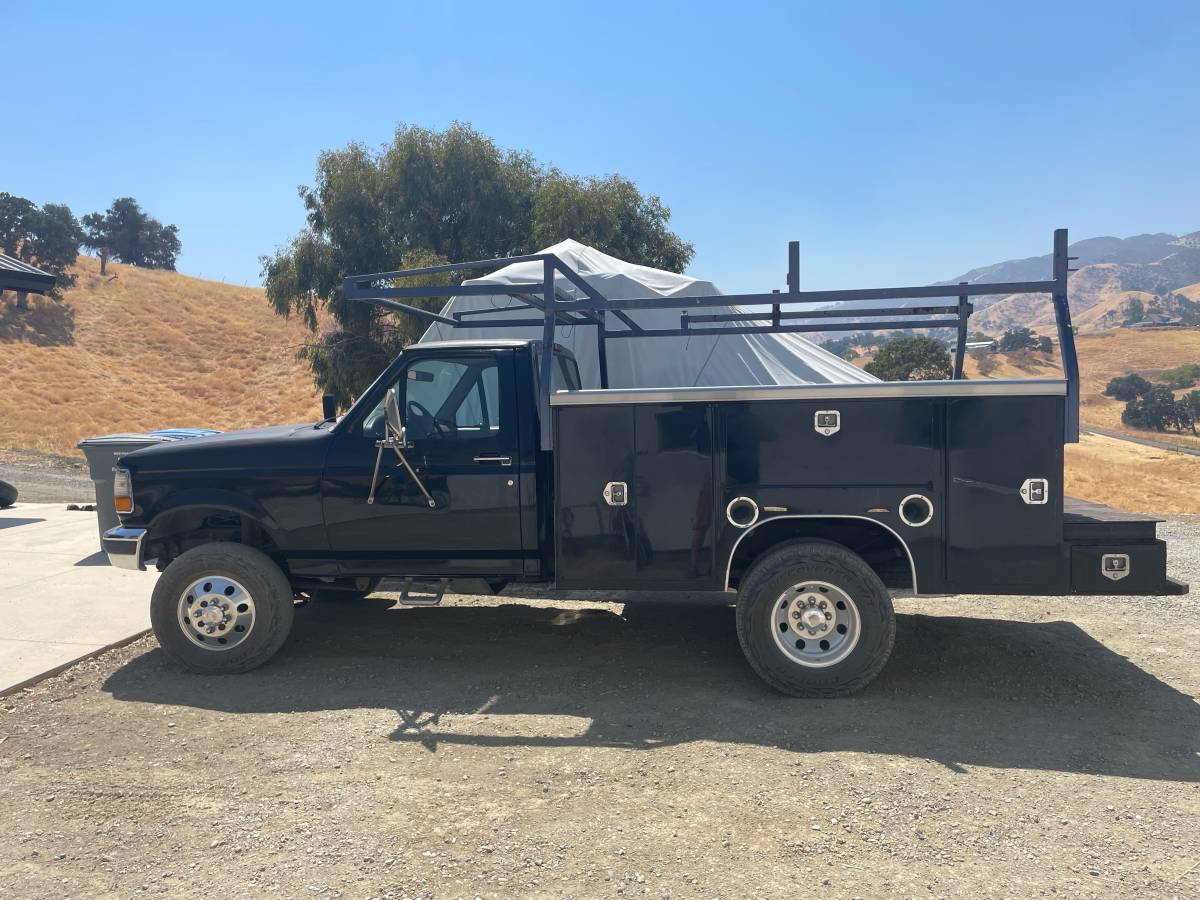 Ford-f-350-diesel-1995-black-3