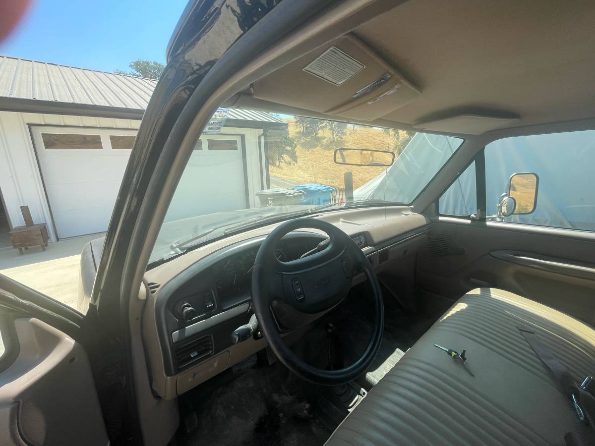 Ford-f-350-diesel-1995-black-9
