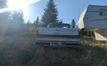 Ford-f-350-lariat-1985-white-1