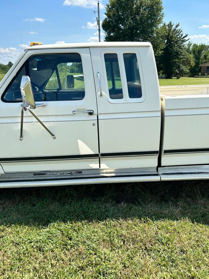 Ford-f-350-lariat-dually-1989-white-13