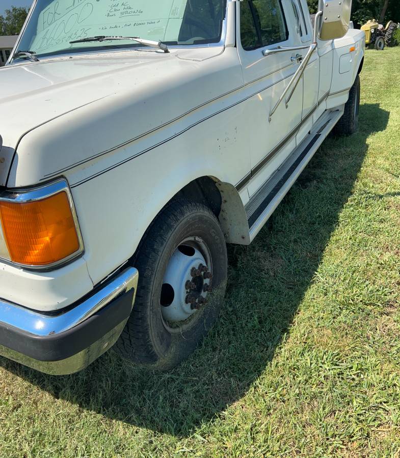 Ford-f-350-lariat-dually-1989-white-2