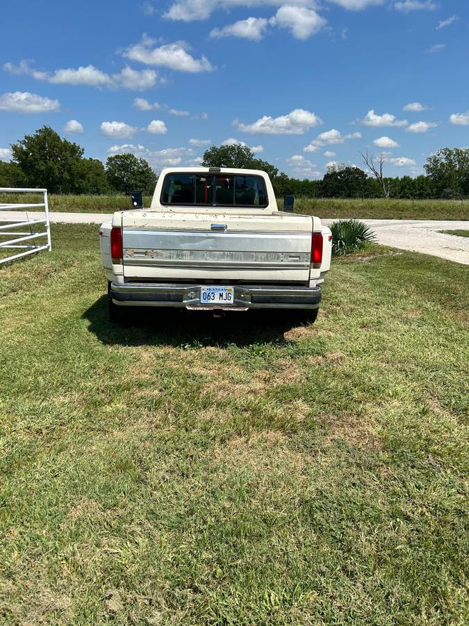 Ford-f-350-lariat-dually-1989-white-8