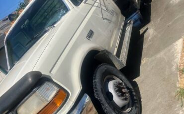 Ford-f-350-super-duty-diesel-1994-white