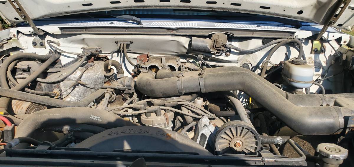 Ford-f-450-1991-white-3