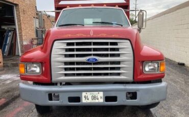Ford-f-800-diesel-1995-red-1