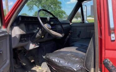 Ford-f-800-diesel-1995-red-4
