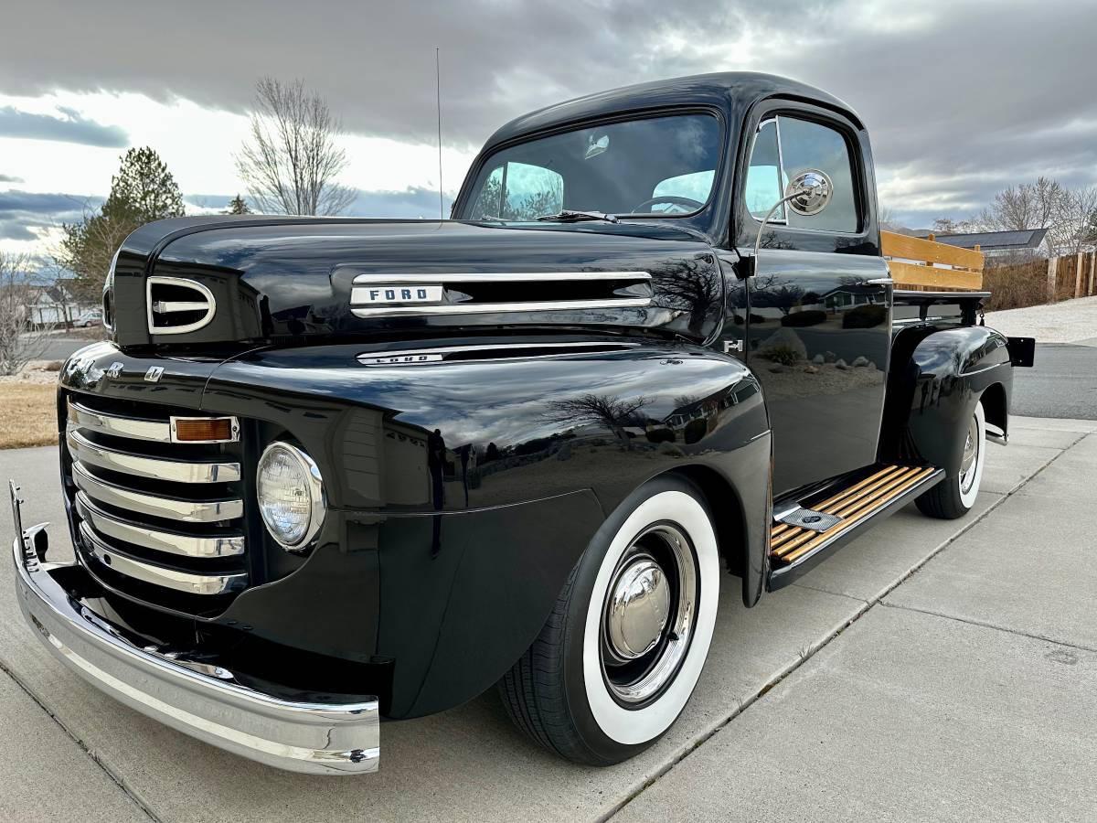 Ford-f1-1948-black-2