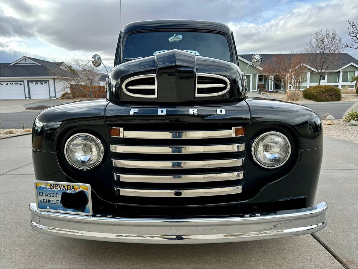 Ford-f1-1948-black-4
