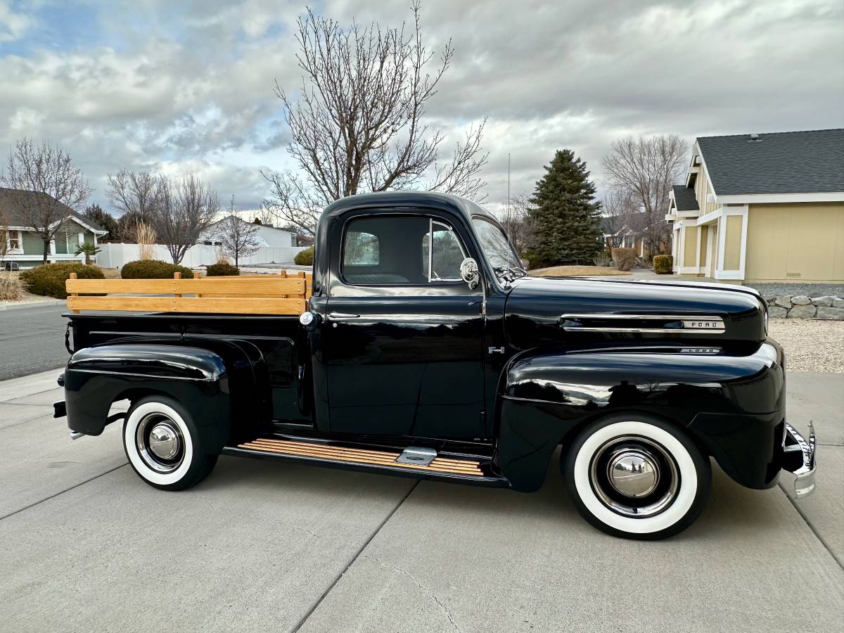 Ford-f1-1948-black-9