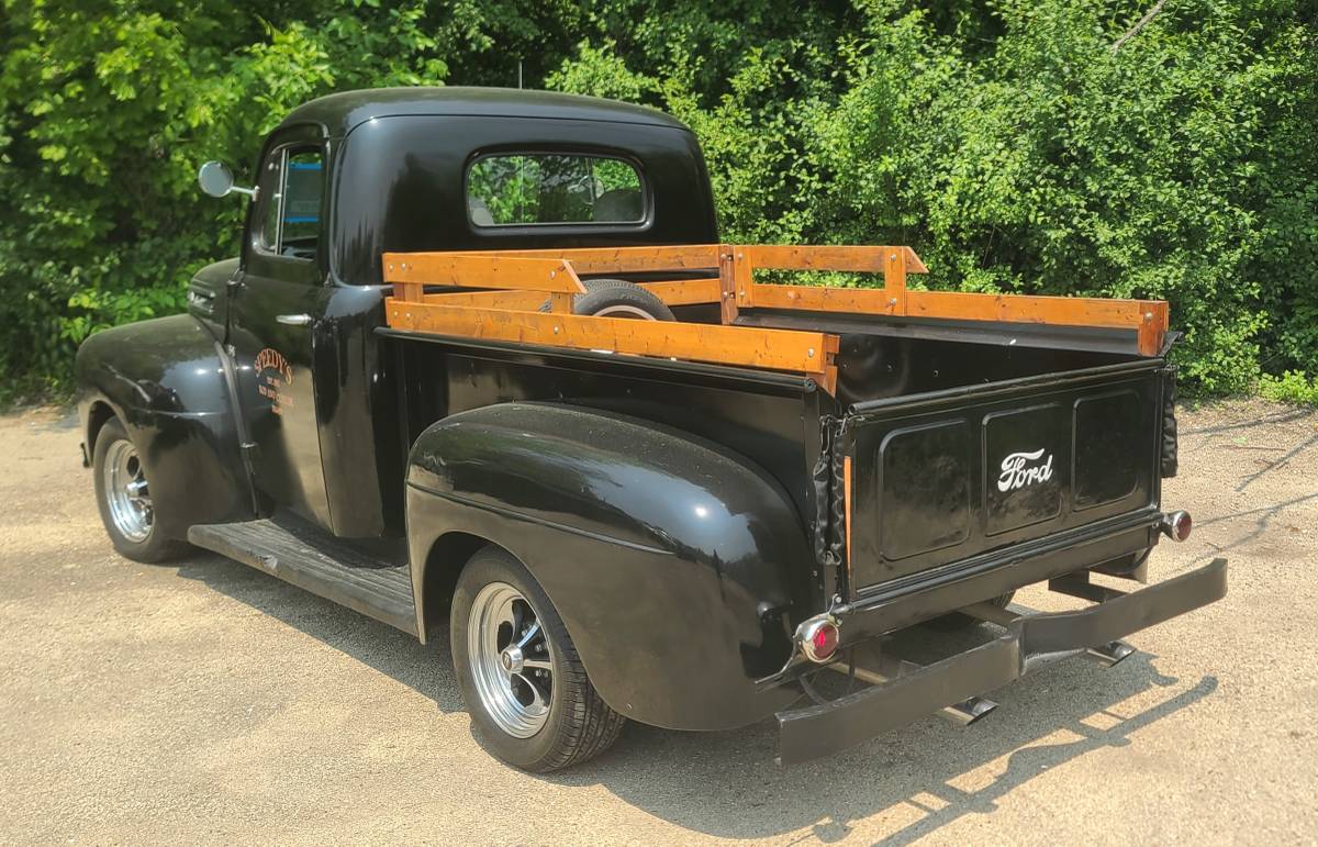 Ford-f1-1949-black-1