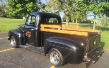 Ford-f1-1949-black-2