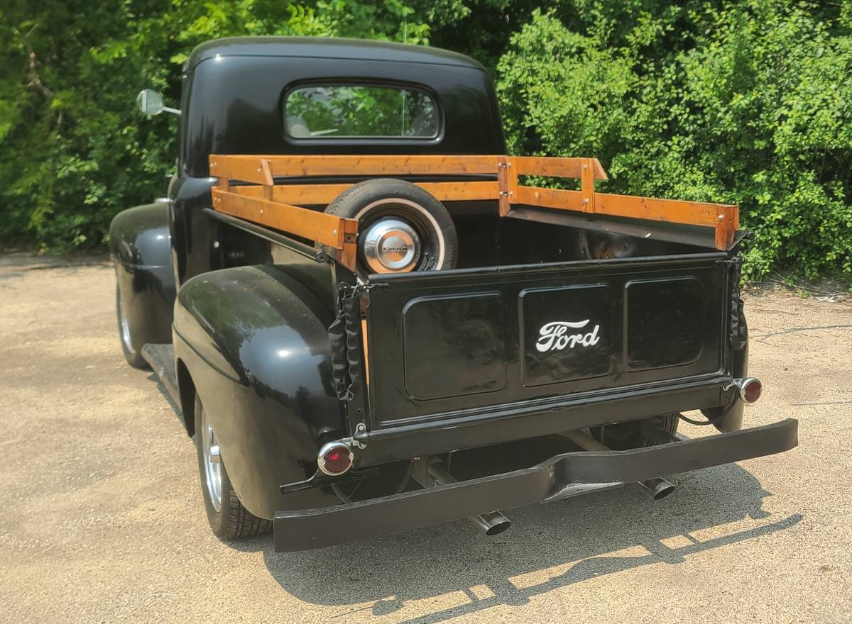 Ford-f1-1949-black-8