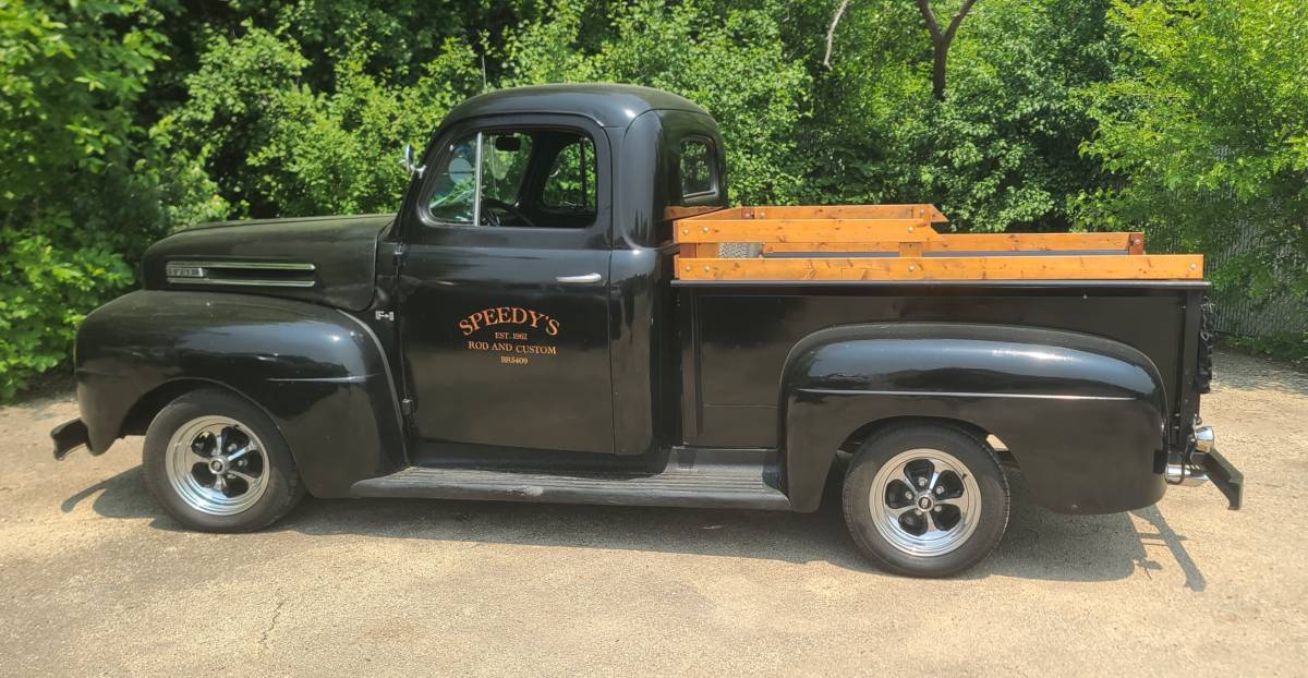 Ford-f1-1949-black