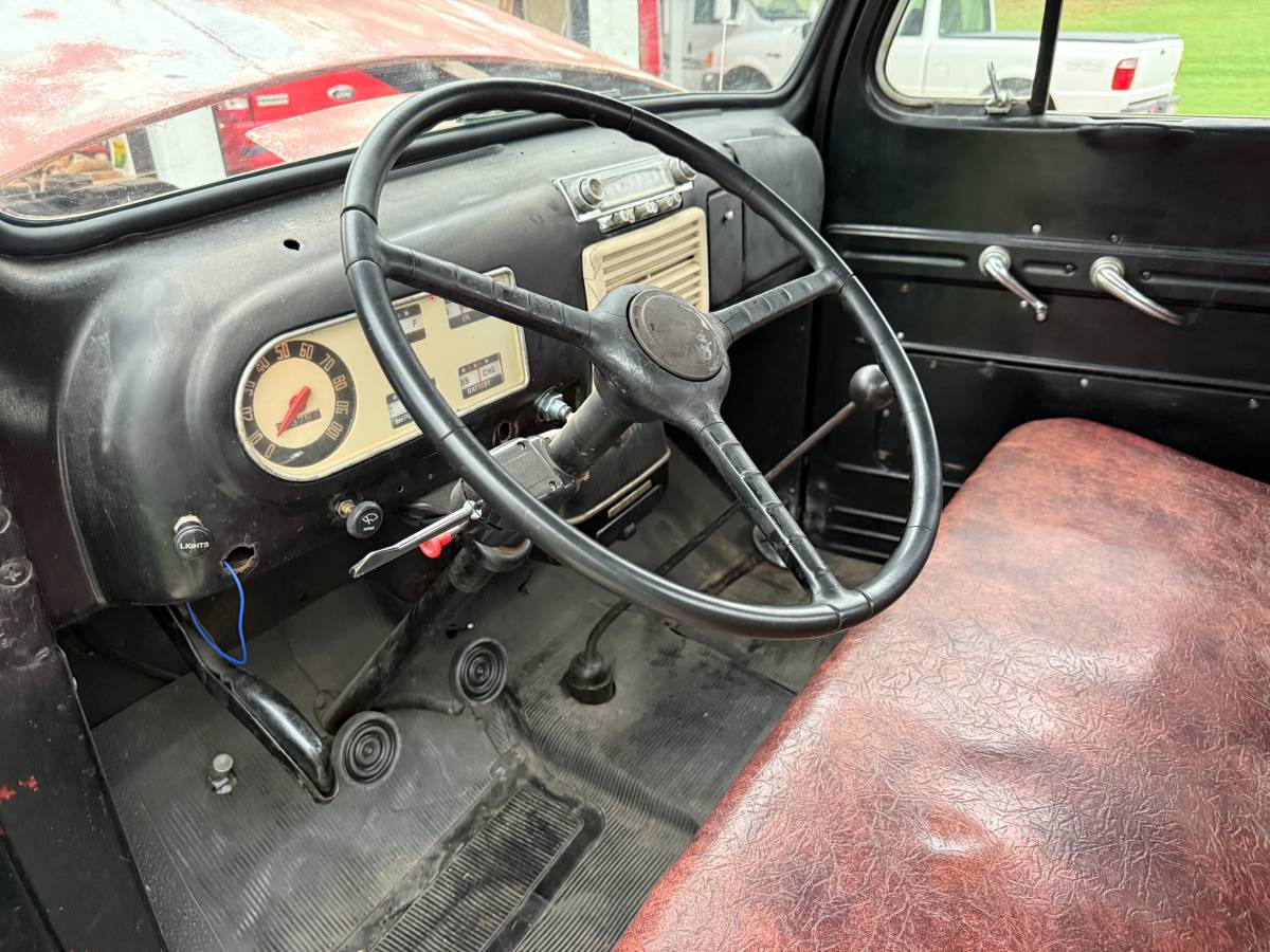 Ford-f1-1950-red-2