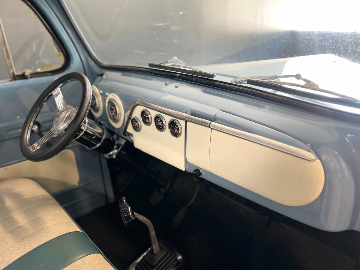 Ford-f1-1951-blue-4