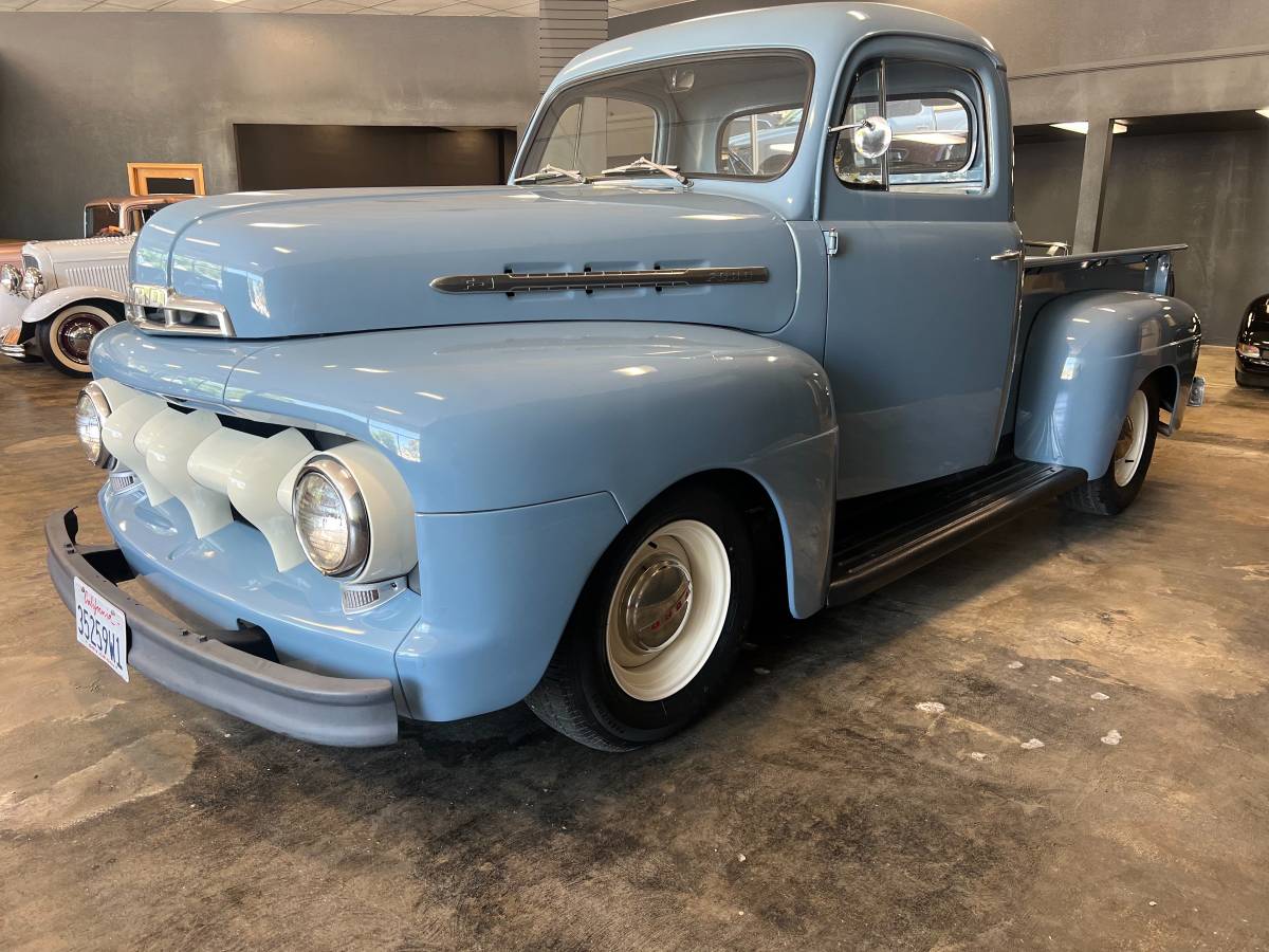 Ford-f1-1951-blue-7