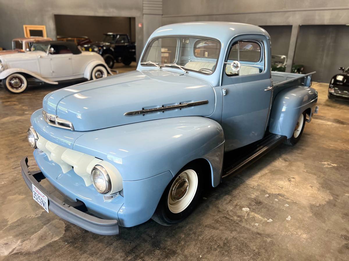 Ford-f1-1951-blue-8