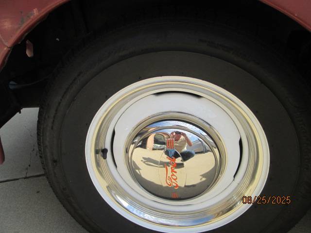 Ford-f1-1951-red-1