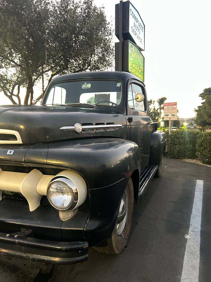 Ford-f1-1952-black-10