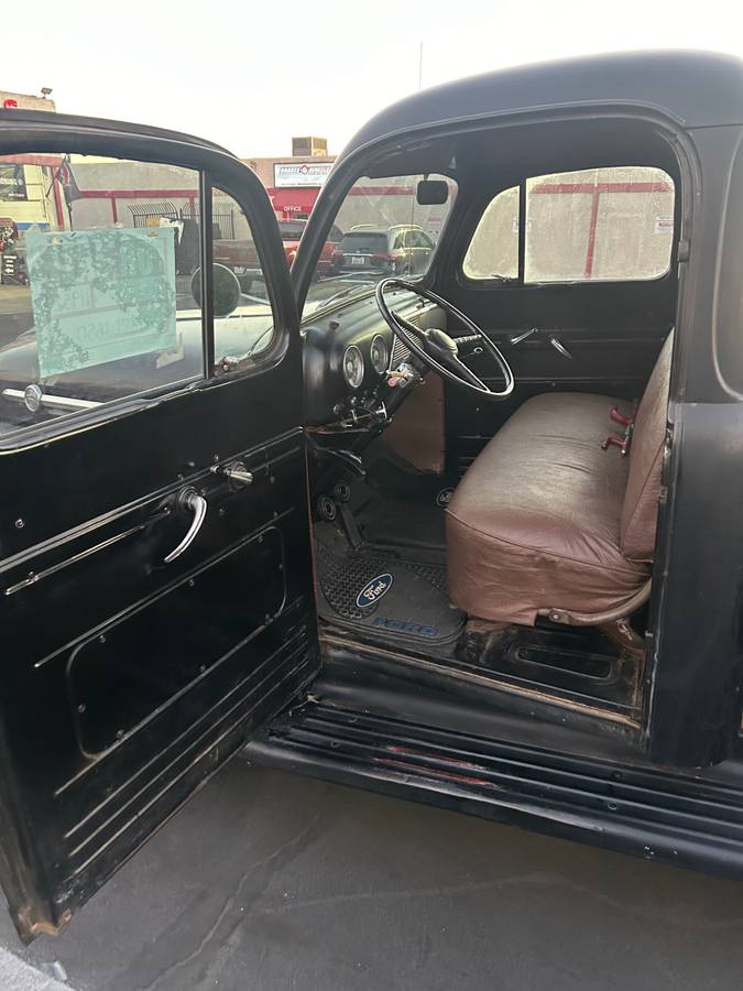 Ford-f1-1952-black-12