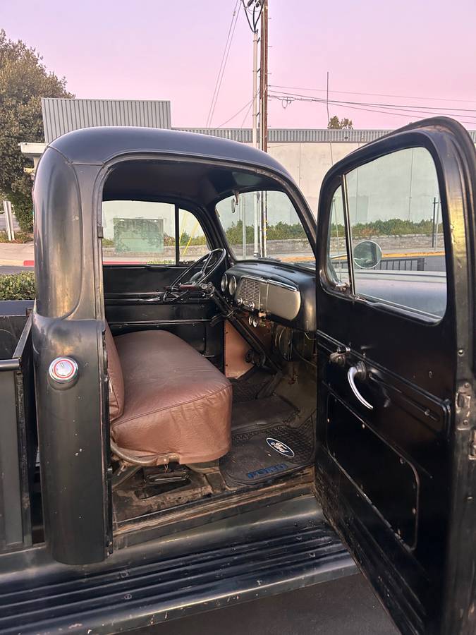 Ford-f1-1952-black-15