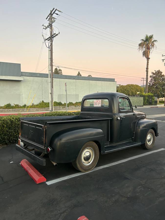 Ford-f1-1952-black-3