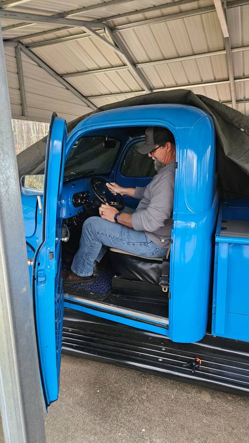 Ford-f1-pickup-1950-blue-6