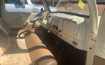 Ford-f100-1951-white-2