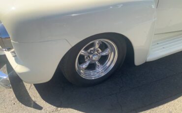 Ford-f100-1951-white-4