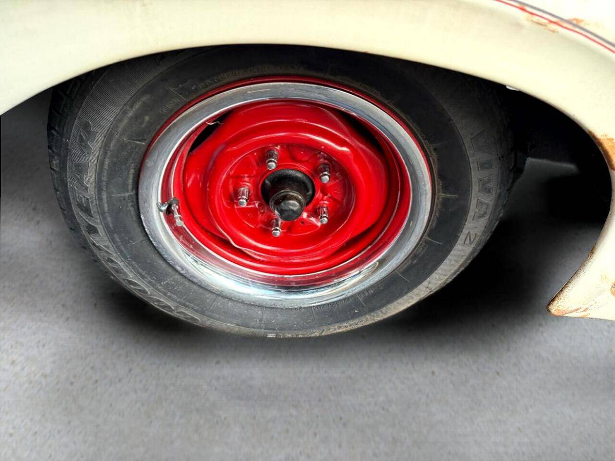 Ford-f100-1961-white-17