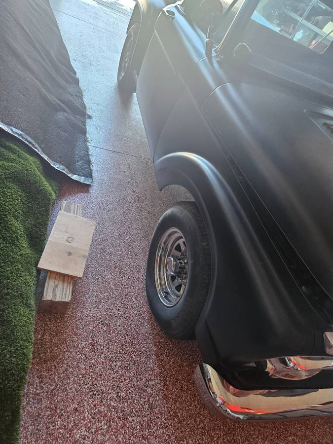 Ford-f100-1965-black-10
