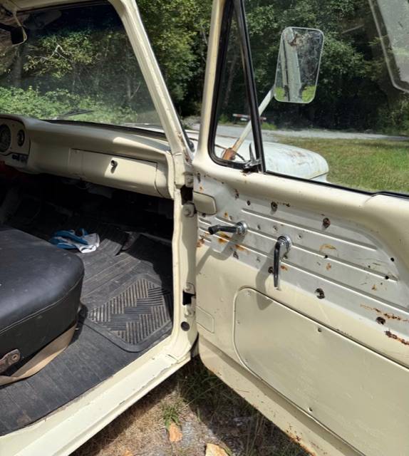 Ford-f100-1965-white-1