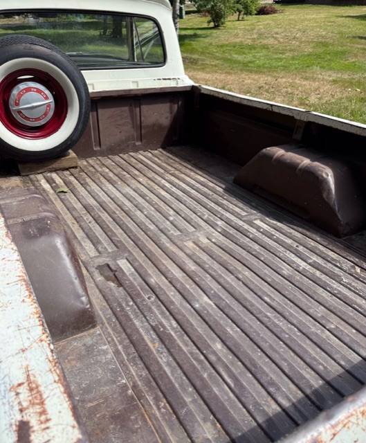 Ford-f100-1965-white-17