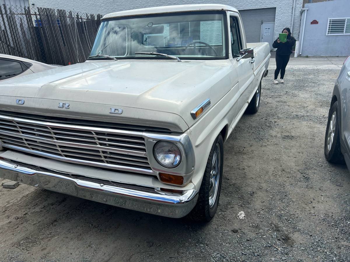 Ford-f100-1969-white-6